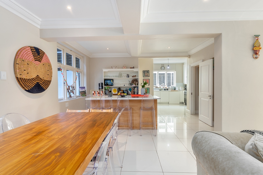 4 Bedroom Property for Sale in Gardens Western Cape